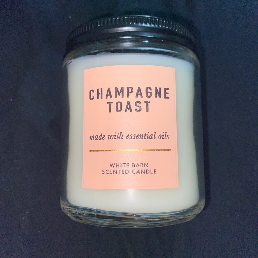 Bath & Body Works candle